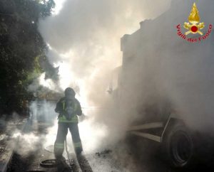 Santa Marinella - L'intervento dei vigili del fuoco