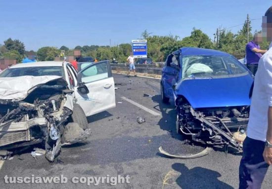 Cassia - Cesano - Scontro tra auto