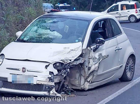 Tuscania - Scontro tra tre auto