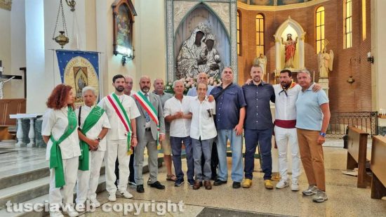 Palmi - La firma dell'accordo tra il Sodalizio dei facchini e il Sodalizio della Sacra Lettera