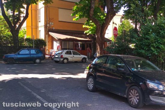 Viterbo - Parcheggio selvaggio al Pilastro