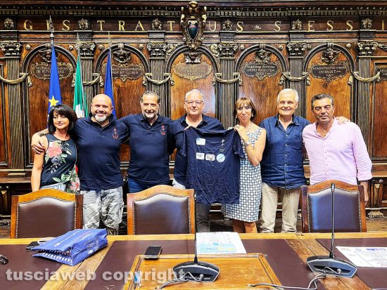 Viterbo - Conferenza di presentazione dell'iniziativa "A cena insieme in piazza, per sostenere l’Emporio solidale"