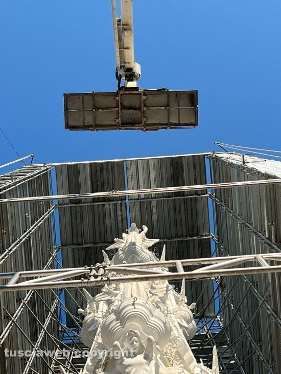 Viterbo - Santa Rosa, Terminato il montaggio di Gloria 