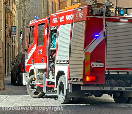 Viterbo - Vigili del fuoco a corso Italia