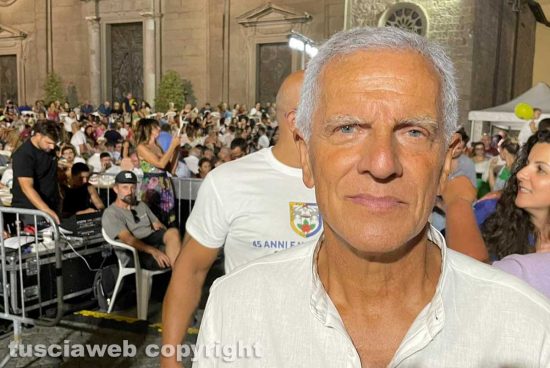 La cena con i facchini di Santa Rosa - Massimo Mecarini