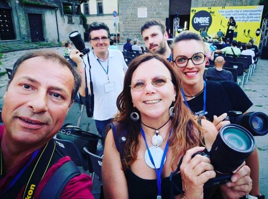 Il team di fotografi a Ombre festival