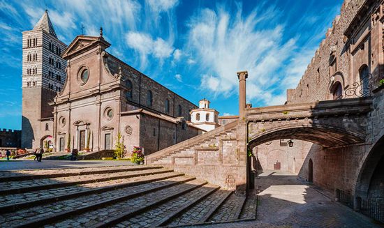 Viterbo - Piazza San Lorenzo