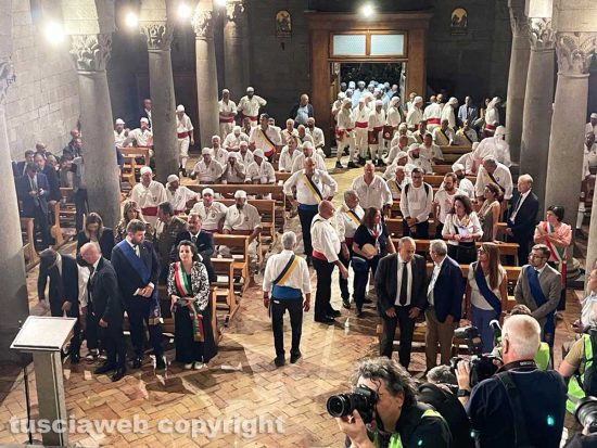 Viterbo - Santa Rosa - L'arrivo in chiesa