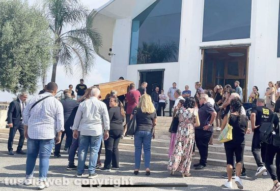 Qualiano - I funerali di Alfonso Gisini