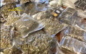 Guarda di finanza - La droga sequestrata