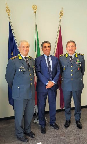 Terni - Incontro tra il questore della provincia di Terni, Bruno Failla, e il nuovo comandante provinciale della guardia di finanza,  Mauro Marzo