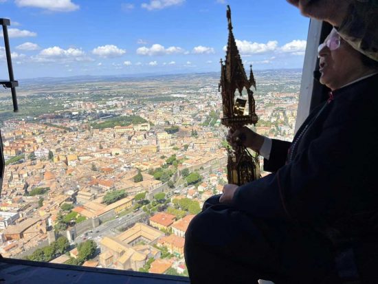 Viterbo - Il volo del cuore di Santa Rosa sulla sua città