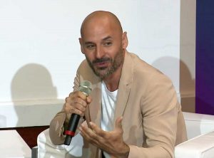 Il vigile del fuoco di Viterbo e attore professionista Gianluca Grazini