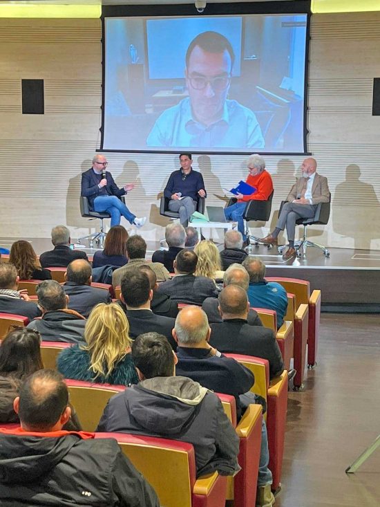 L’incontro dell’isola che non c'è