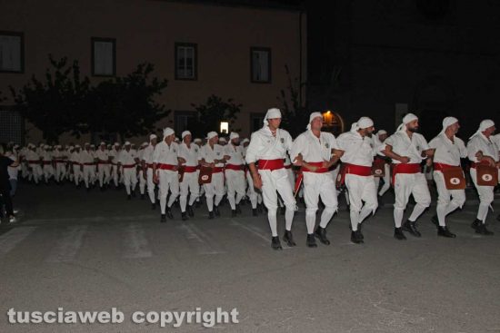 Viterbo - Santa Rosa 2023 - I facchini verso l'ultimo trasporto di Gloria