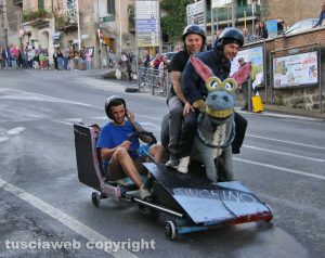 Fabrica di Roma - La corsa dei carrettini