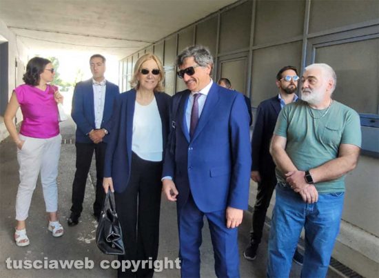 Tribunale - Visita al Giardino della solidarietà - Maria Rosaria Covelli e Francesco Oddi