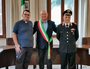 Monte Romano - Il comandante dei carabinieri Stefano Marino si congeda