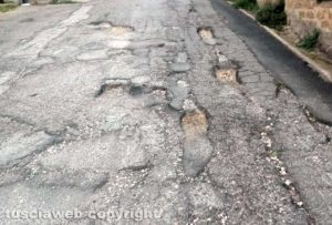 Viterbo - Bagnaia - Crateri in via Fortunato del Tavano