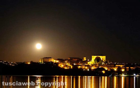 La luna a Capodimonte