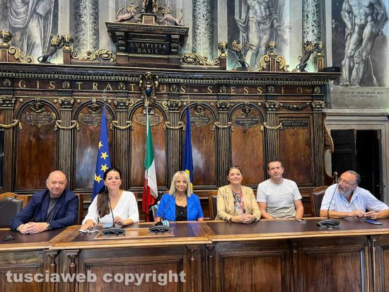 Da sinistra Ulisse Mariani, Chiara Frontini, Rosanna Schiralli, Rosanna Giliberto, Paolo Fatiganti e Umberto Di Fusco
