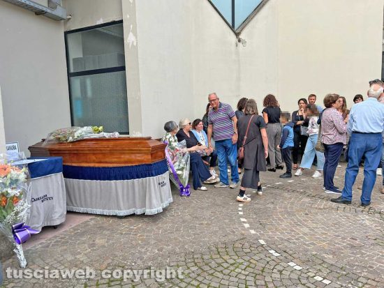 Viterbo - La cerimonia funebre di Luigi Pianura