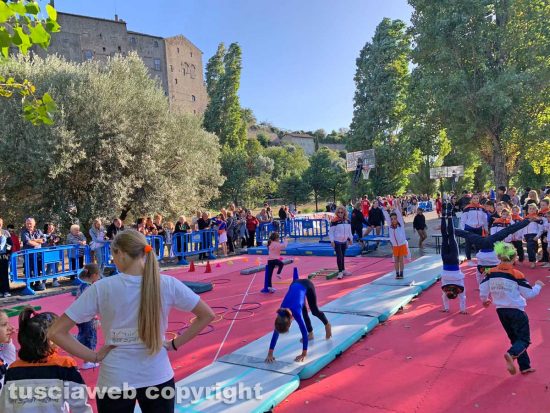 Viterbo - Valle Faul - La manifestaione "Giovacamo pe strada"