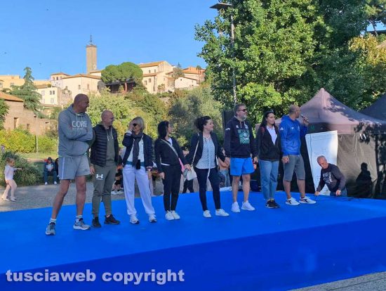 Viterbo - Valle Faul - La manifestaione "Giovacamo pe strada"