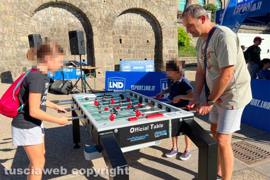 Viterbo - Il calcio virtuale in piazza Unità d’Italia