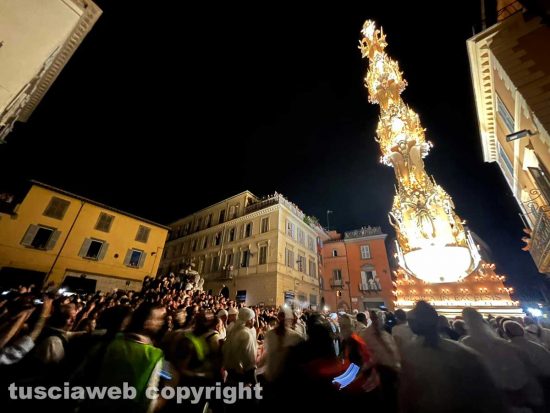 Santa Rosa - Gloria a piazza delle Erbe