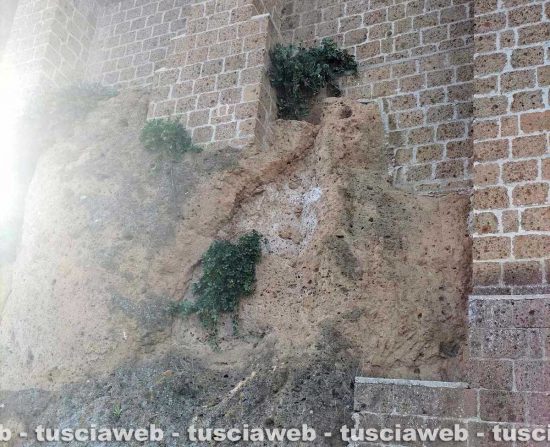 Civita Castellana - Caduta massi al Belvedere Falerii Veteres