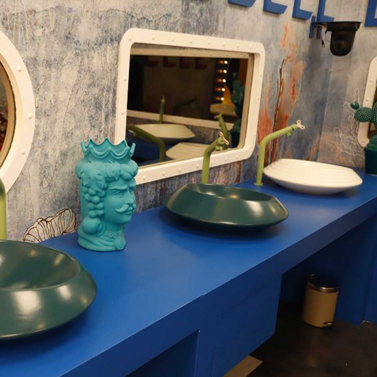 Il bagno del Grande Fratello firmato dalla Ceramica Flaminia
