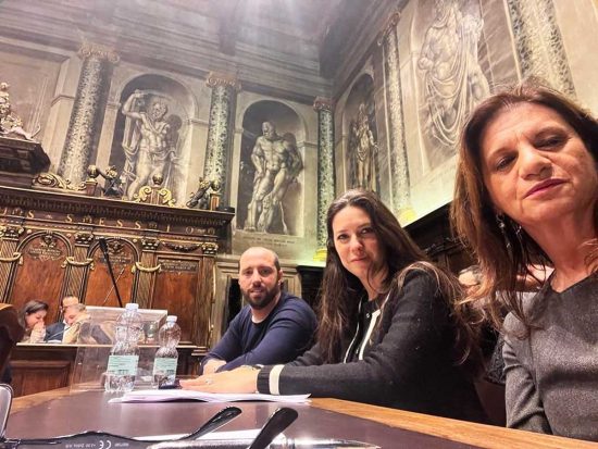 Viterbo - Da sinistra Matteo Achilli, Laura Allegrini e Antonella Sberna