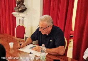 Viterbo - Teatro dell’Unione - La presentazione del libro ddi Silvio Cappelli su su Bianca Maria Hübner