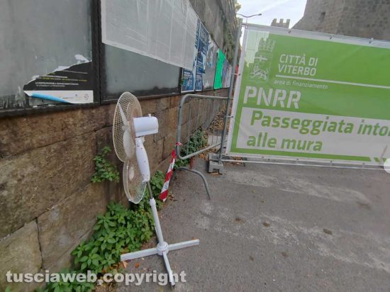 Viterbo - Un ventilatore abbandonato