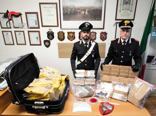 Civita Castellana - Carabinieri - Uomo trovato con quasi 50 chili di droga