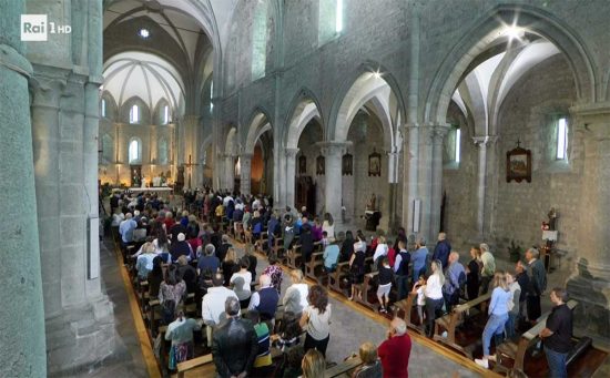 Viterbo - Messa del vescovo Orazio Francesco Piazza all'abbazia di San Martino al Cimino