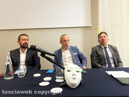 Viterbo - Presentazione evento sull’intelligenza artificiale al centro del Cyber act forum 2023 - Da sinistra Dimitru Florin Claudiu, Gianluca Boccacci e Luigi Todaro
