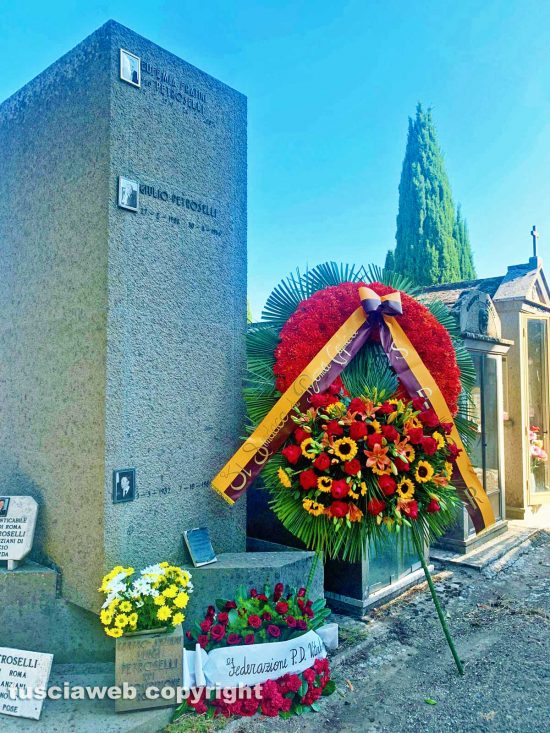 Viterbo - Cerimonia in ricordo di Luigi Petroselli 