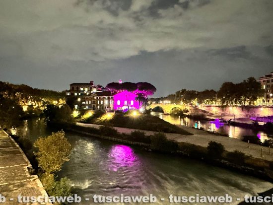 Roma - Fatebenefratelli Isola Tiberina - Ottobre Rosa