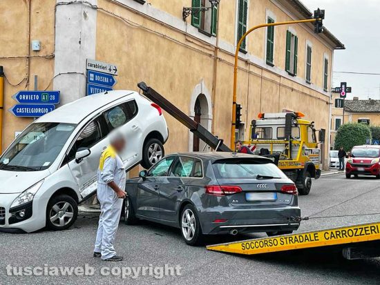 San Lorenzo Nuovo - Incidente sulla Cassia