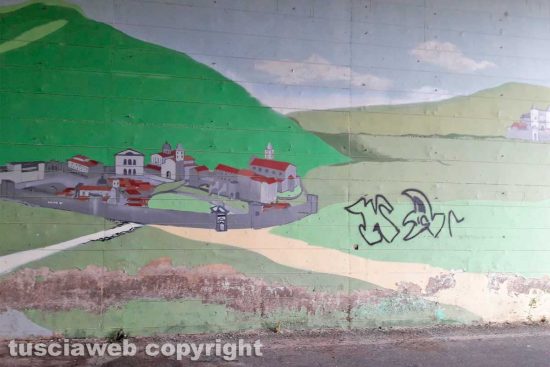 Viterbo - Vandali in azione lungo strada Francigena