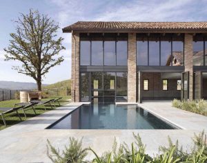 Ceramica cielo all'hotel diffuso di charme Cascina Galerej di Serralunga d'Alba
