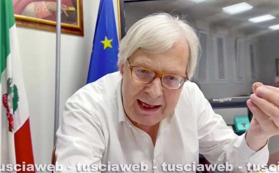 Vittorio Sgarbi contro Thomas Mackinson
