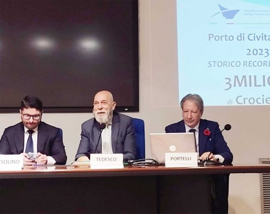 Il sindaco di Civitavecchia Ernesto Tedesco 