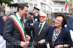 Il sindaco saluta i cittadini