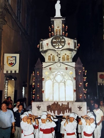 Minimacchina centro storico 1989-1990 - Vetrata aurea
