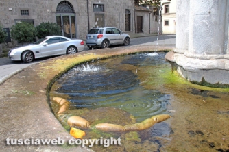 25 aprile, la città è sporca