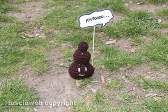 600 gomitoli per salvare Pratogiardino