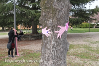 600 gomitoli per salvare Pratogiardino